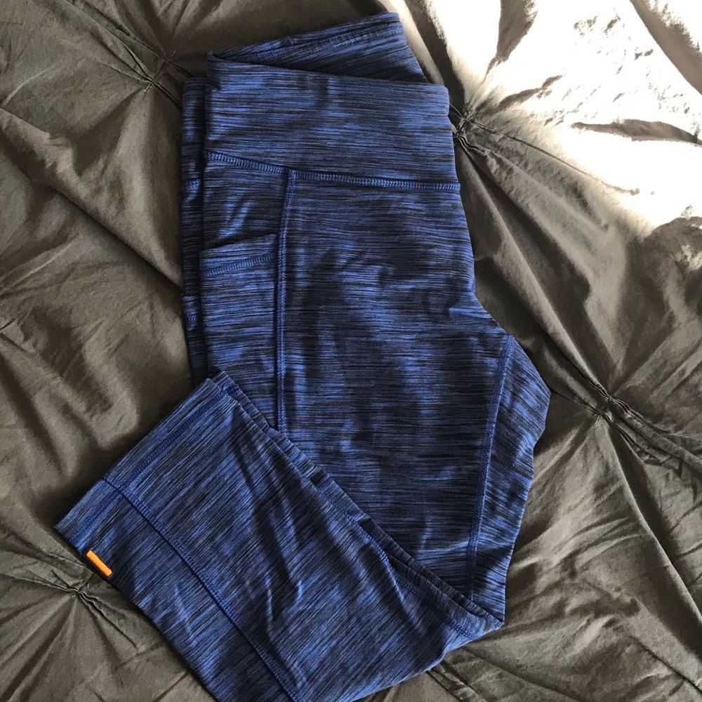 Lucy side pocket crops